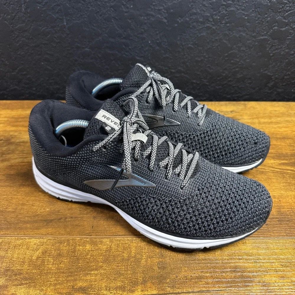 Brooks Revel 2 1102921D050 Black Grey Knit Mesh Running Shoes Mens 9.5